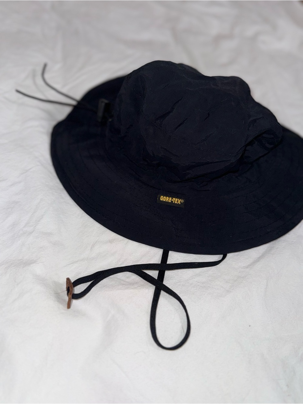Cabela’s GORE-TEX Black Waterproof Mesh Vented Boonie Hat OSFM